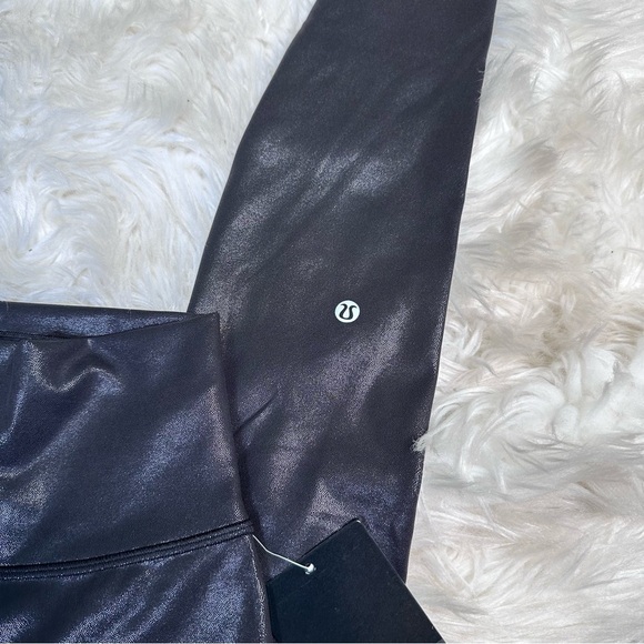 Lululemon wunder train specail edition FOIL 28” nwt - Picture 7 of 12